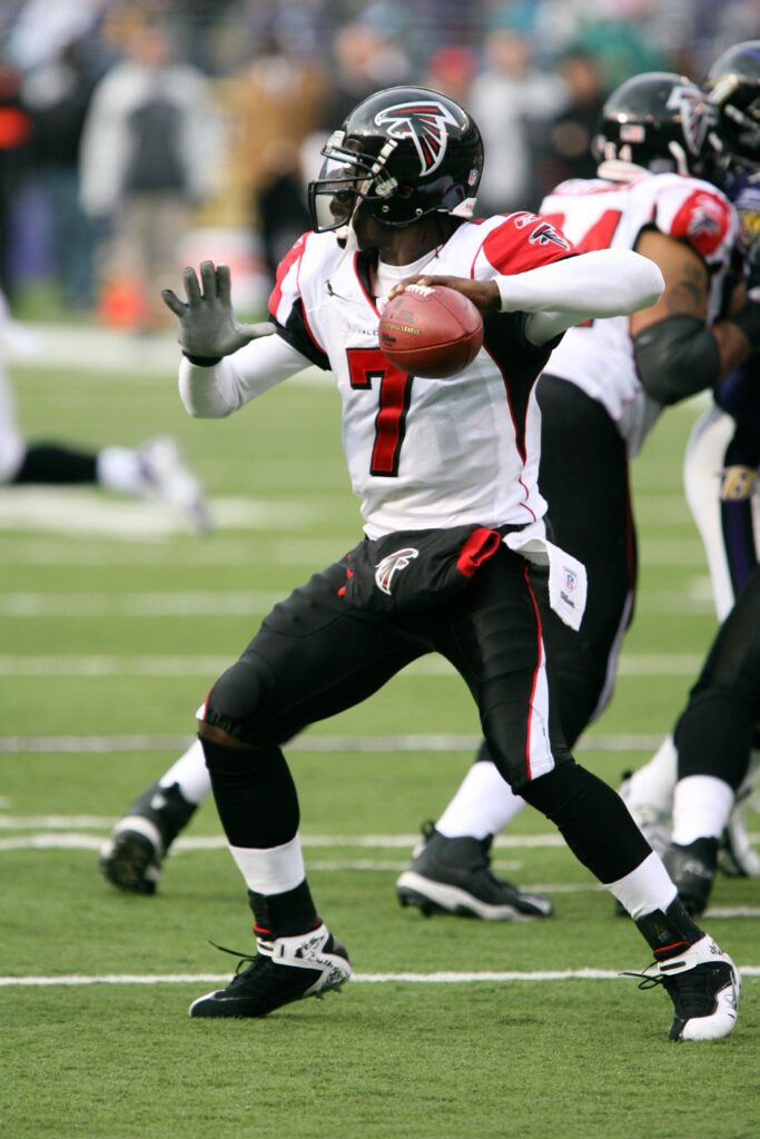 Michael Vick Gets Into The Athlete Management Biz – Sports Agent Blog