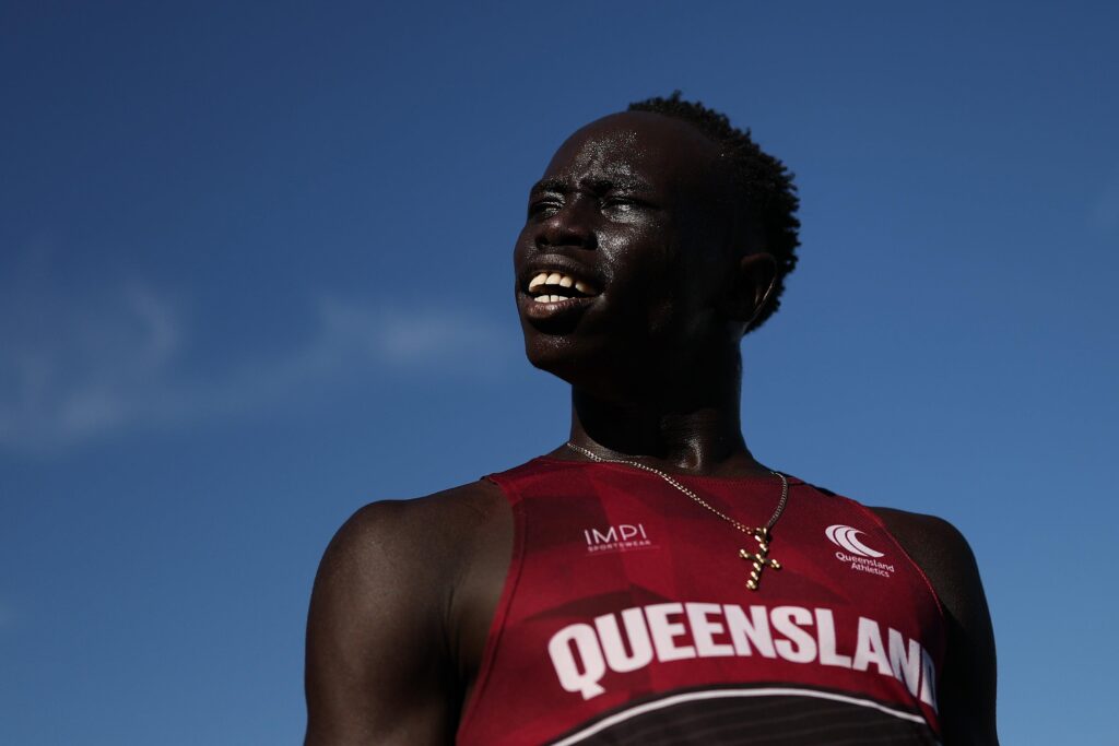 Gout Gout breaks 20-second barrier to win Australian 200m title – BBC