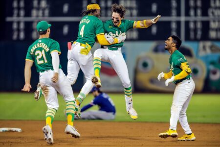 Meet the Oakland AIs: The World’s First Professional Sports Team Run Entirely by Artificial Intelligence
