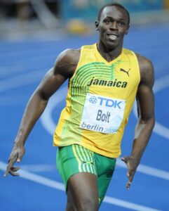 Usain Bolt warns ‘very talented’ teen Gout Gout about the step up to senior competition – CBC