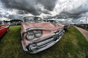 Yankees Spark Early Stolen Base Frenzy in Thrilling Victory Over Marlins